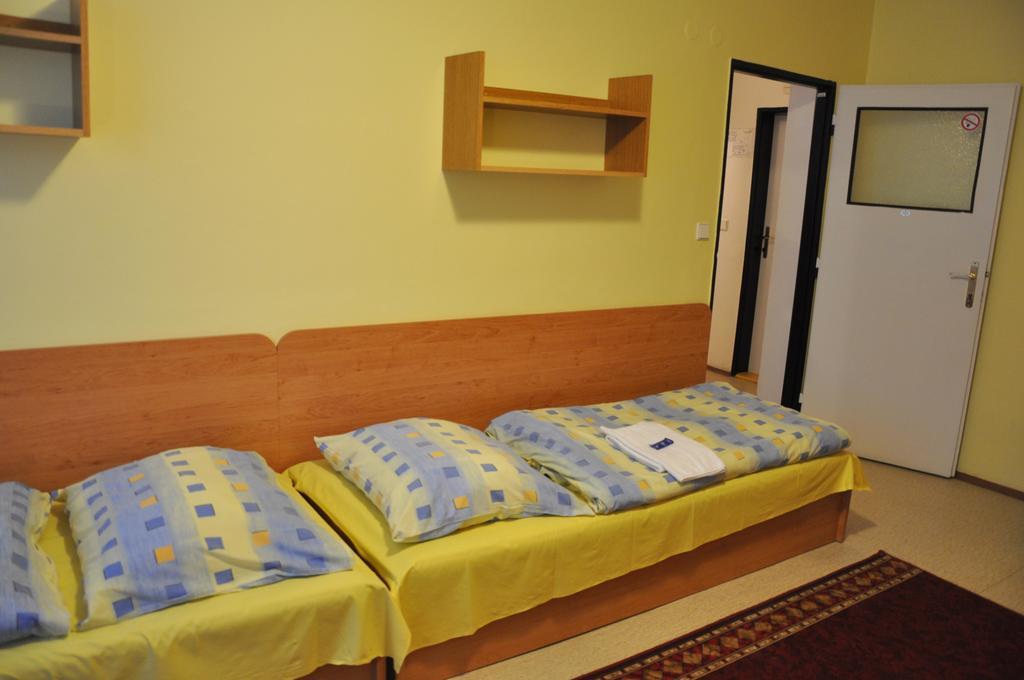 Hotel Komarov Брно Экстерьер фото