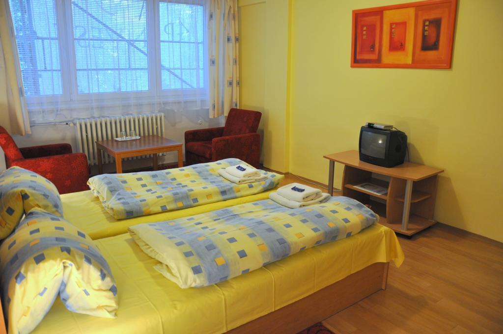 Hotel Komarov Брно Экстерьер фото