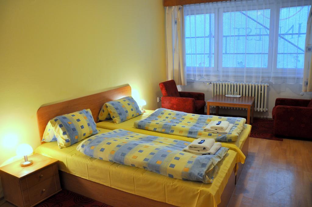 Hotel Komarov Брно Экстерьер фото